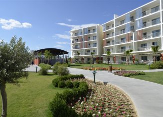 Sunwing Side Beach