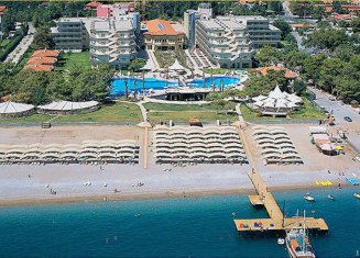 Queen`s Park Resort Hotel