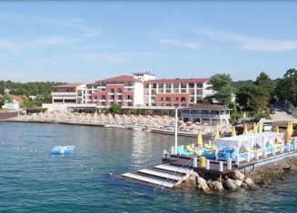 Gaia Beach Hotel