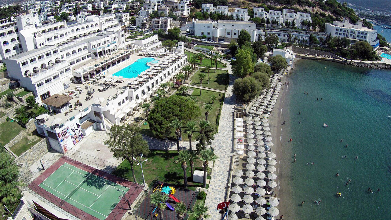 Azka Otel