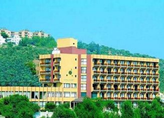 West Ada Inn
