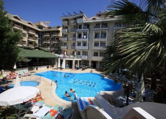 Hera Beach Hotel