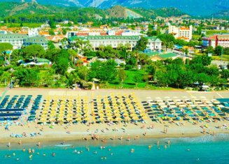 Novia Lucida Beach