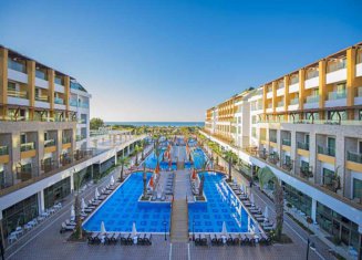 Port Nature Luxury Resort Hotel