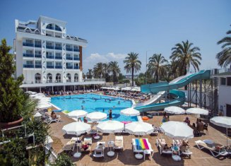Palm World  Resort & Spa Side