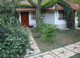 Arya Holiday Houses