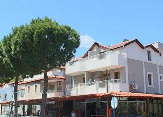 Arya Hotel