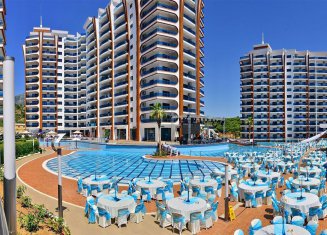 Azura Park Residence