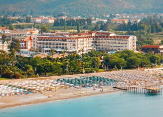 L'Oceanica Beach Resort Hotel
