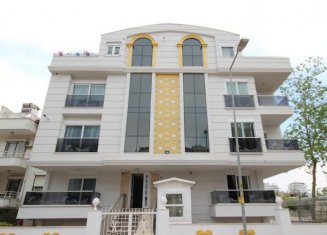 By Pegasus Beach Flats