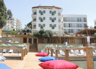 Hidden Garden Hotel