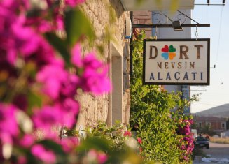 D&ouml;rt Mevsim Ala&ccedil;atı