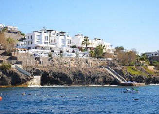 Nomia Hotel