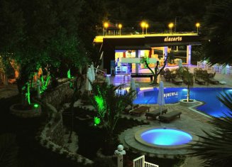 Morina Deluxe Hotel