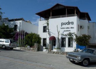 Pudra Hotel