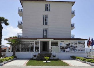 Makri Beach Hotel