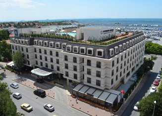 Wyndham Grand Istanbul Kalamis Marina