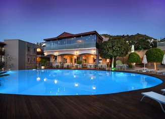 Temenos Luxury Hotel & Spa 