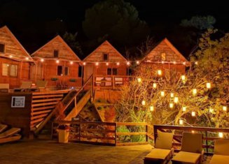 Ayanya Beach & Bungalows  