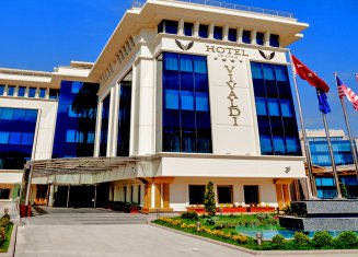 Vivaldi Ce Gold Hotel