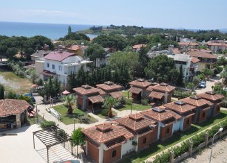 Royal Nas Resort