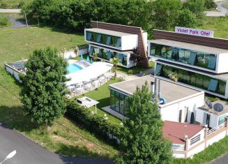 Violet Park Hotel