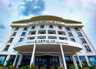 Karpalas City Hotel & Spa