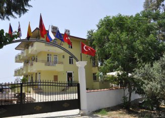 Pelin Beach Hotel