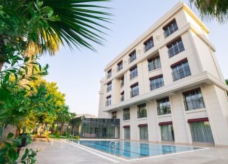 Leaf Port Hotel