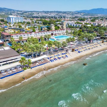 Risus Beach Resort Hotel