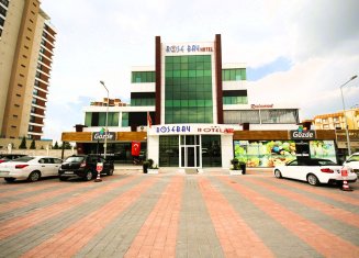Golden Rose Deluxe Hotel