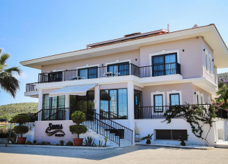 Suess Alaçatı Otel