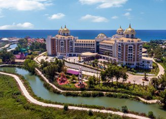 Delphin Be Grand Resort