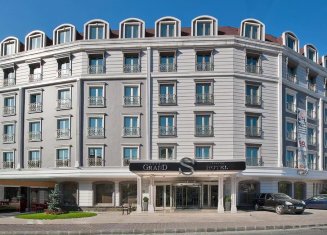 Grand S Hotel