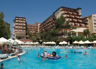 Holiday Park Resort Hotel