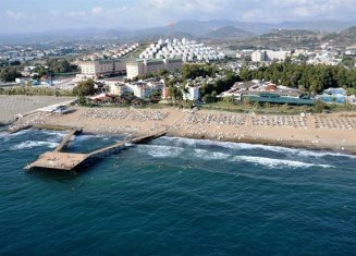 Bayar Garden Beach
