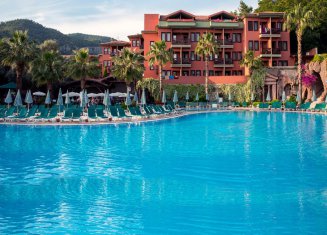 Sun City Hotel & Beach Club