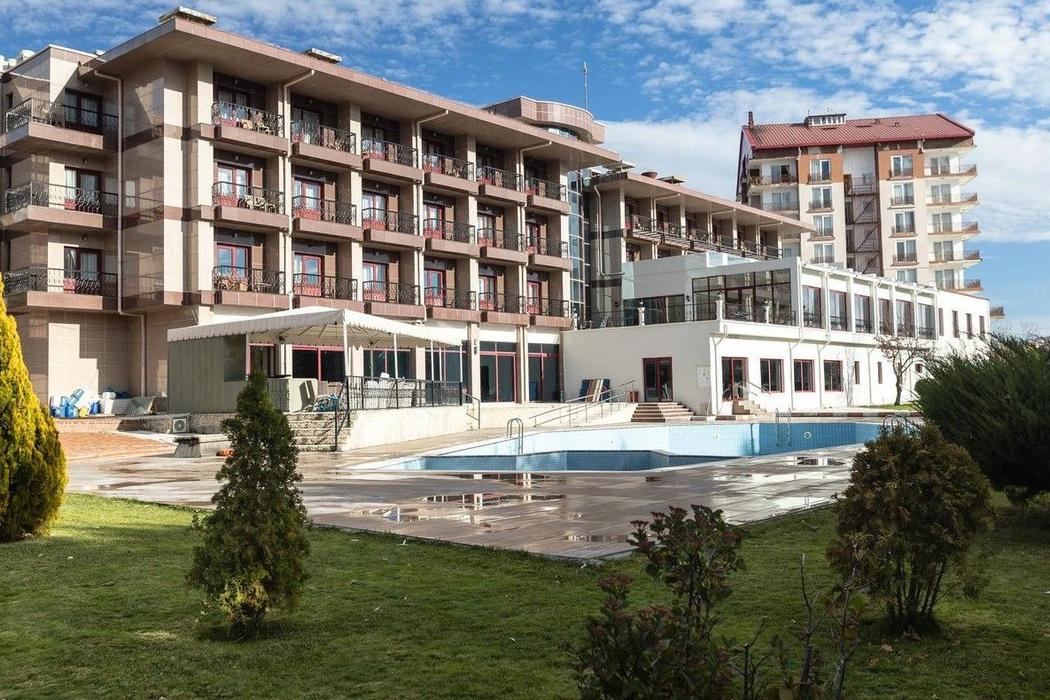 Bonjur Hotel Thermal & Wellness Club