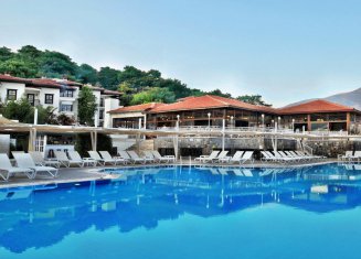 St. Nicholas Park Hotel