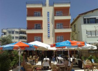 Dolphin Beach Hotel