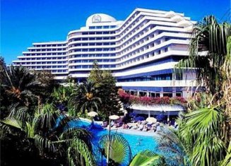 Sheraton Voyager Resort & Spa