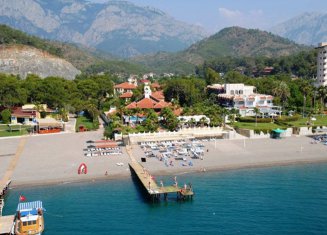 Halduns Beach Club