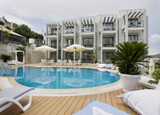 Kondo Suites & Residence