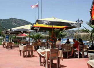 Maris Beach Hotel