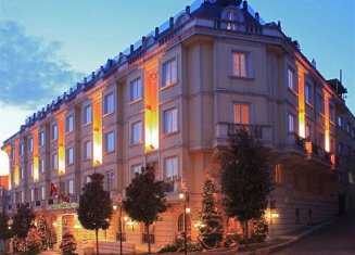 Eresin Crown Hotel Istanbul