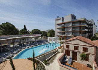 DoubleTree by Hilton Kuşadası