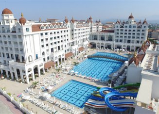Side Premium Hotel