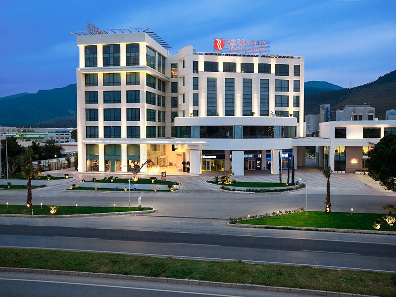 Ramada Hotel & Suites Kemalpaşa
