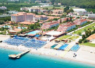 Sailor's Beach Club