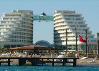 Miracle Resort Hotel